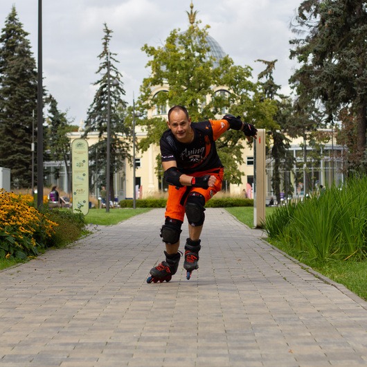 Дмитрий Шкутов